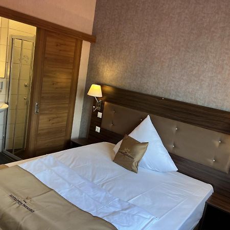 Hotel Pasa Paradies Kostenlose Parkplaetze Hanau Екстериор снимка