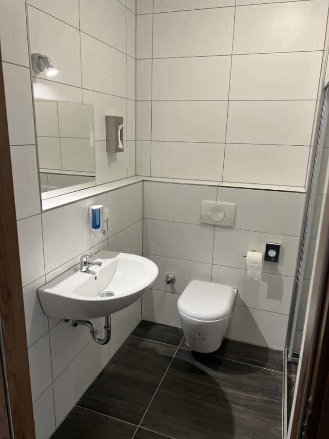 Hotel Pasa Paradies Kostenlose Parkplaetze Hanau Екстериор снимка