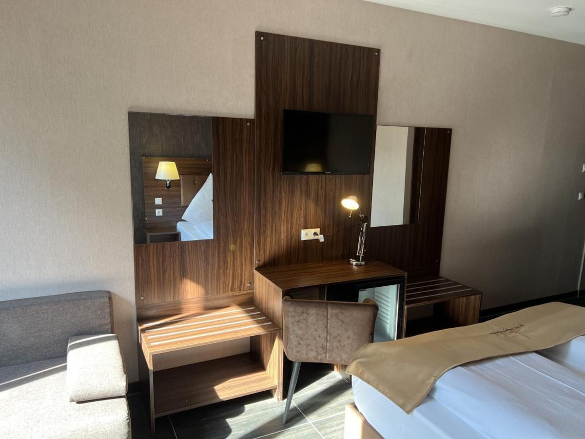 Hotel Pasa Paradies Kostenlose Parkplaetze Hanau Екстериор снимка