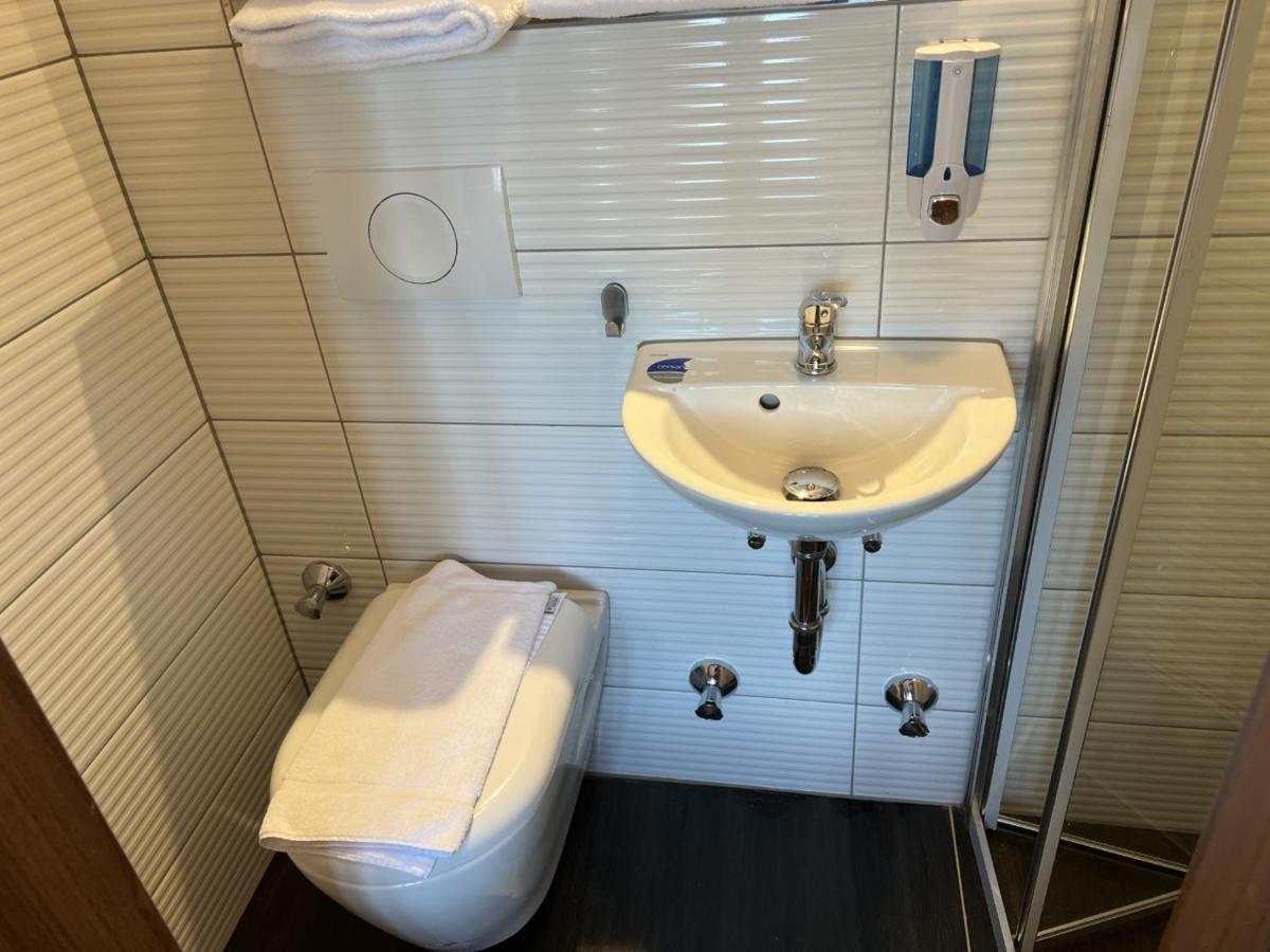 Hotel Pasa Paradies Kostenlose Parkplaetze Hanau Екстериор снимка