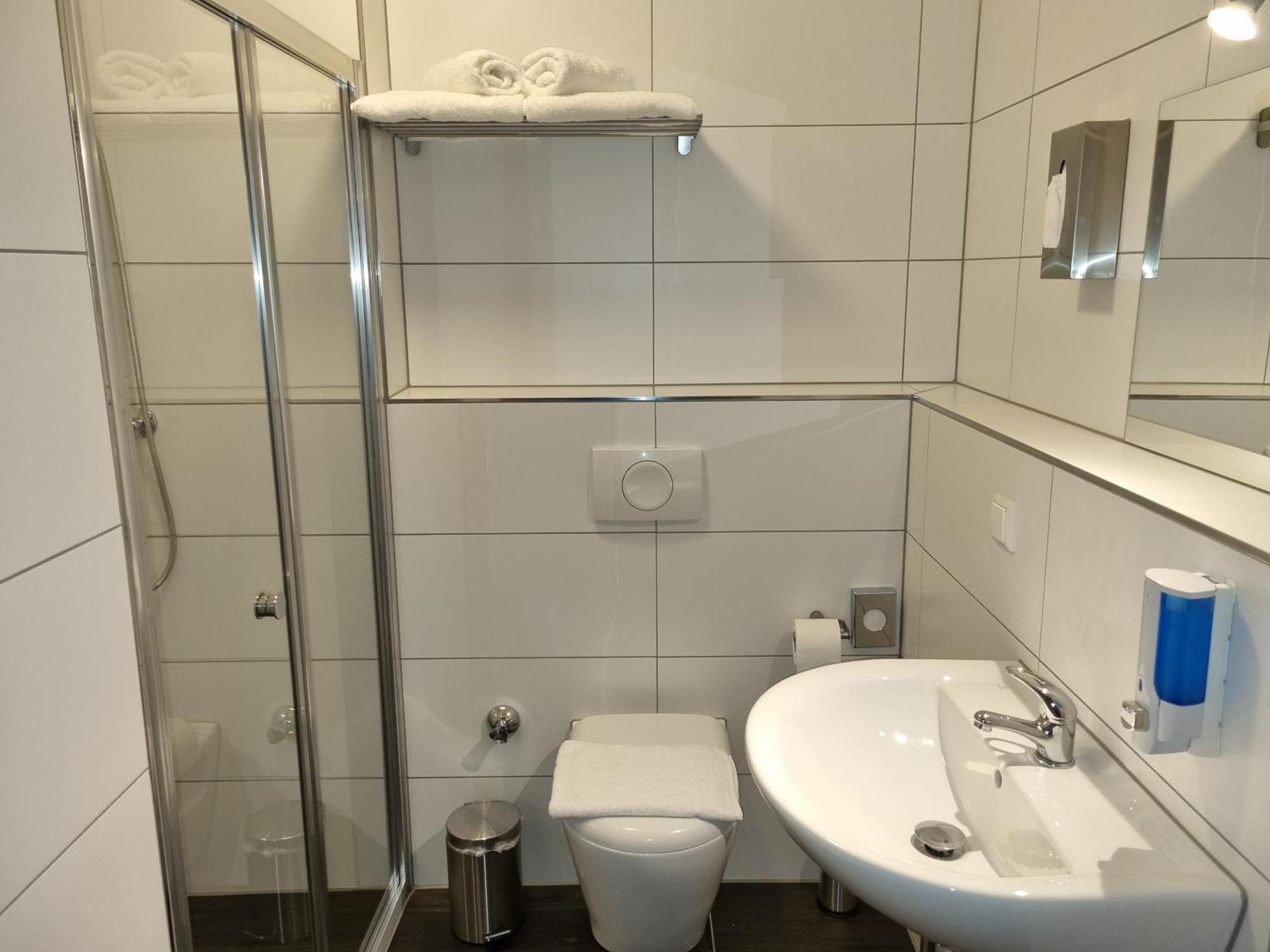 Hotel Pasa Paradies Kostenlose Parkplaetze Hanau Екстериор снимка